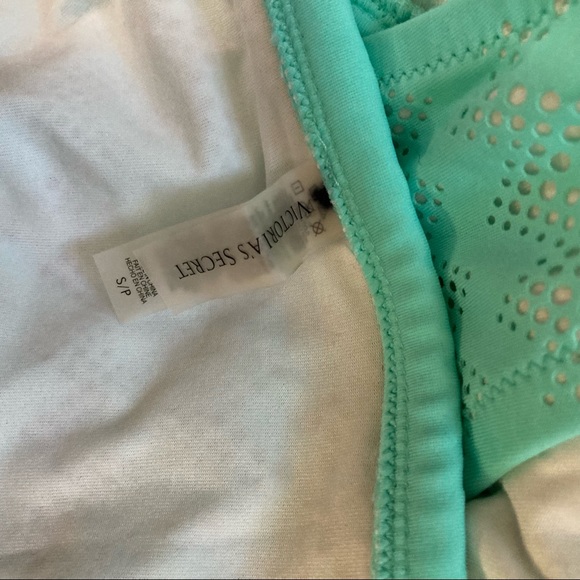 victoria’s secret bikini bottom - Picture 11 of 16